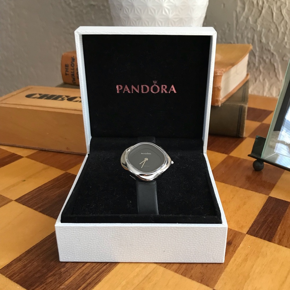 Black Liquid Leather Pandora Watch